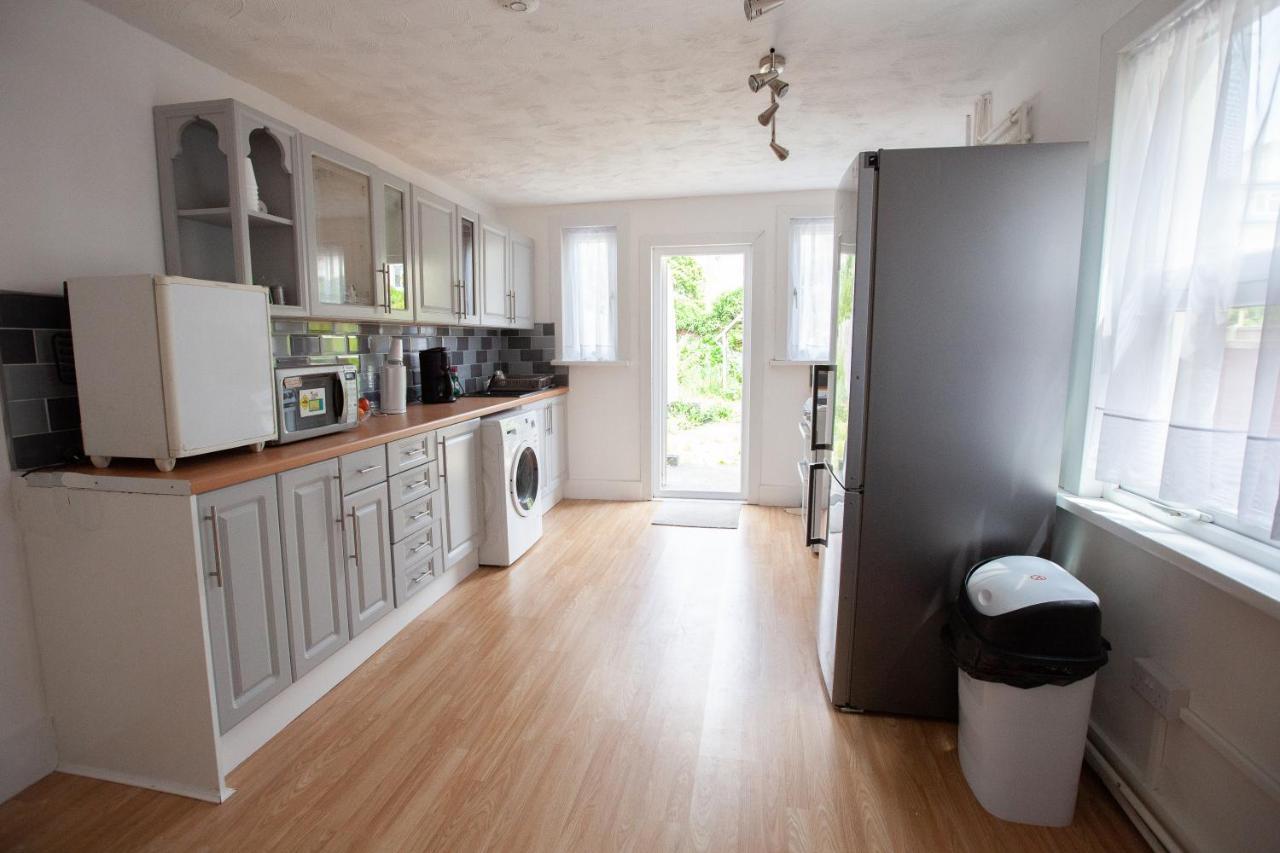 Beach Palace Clacton-on-Sea Bagian luar foto