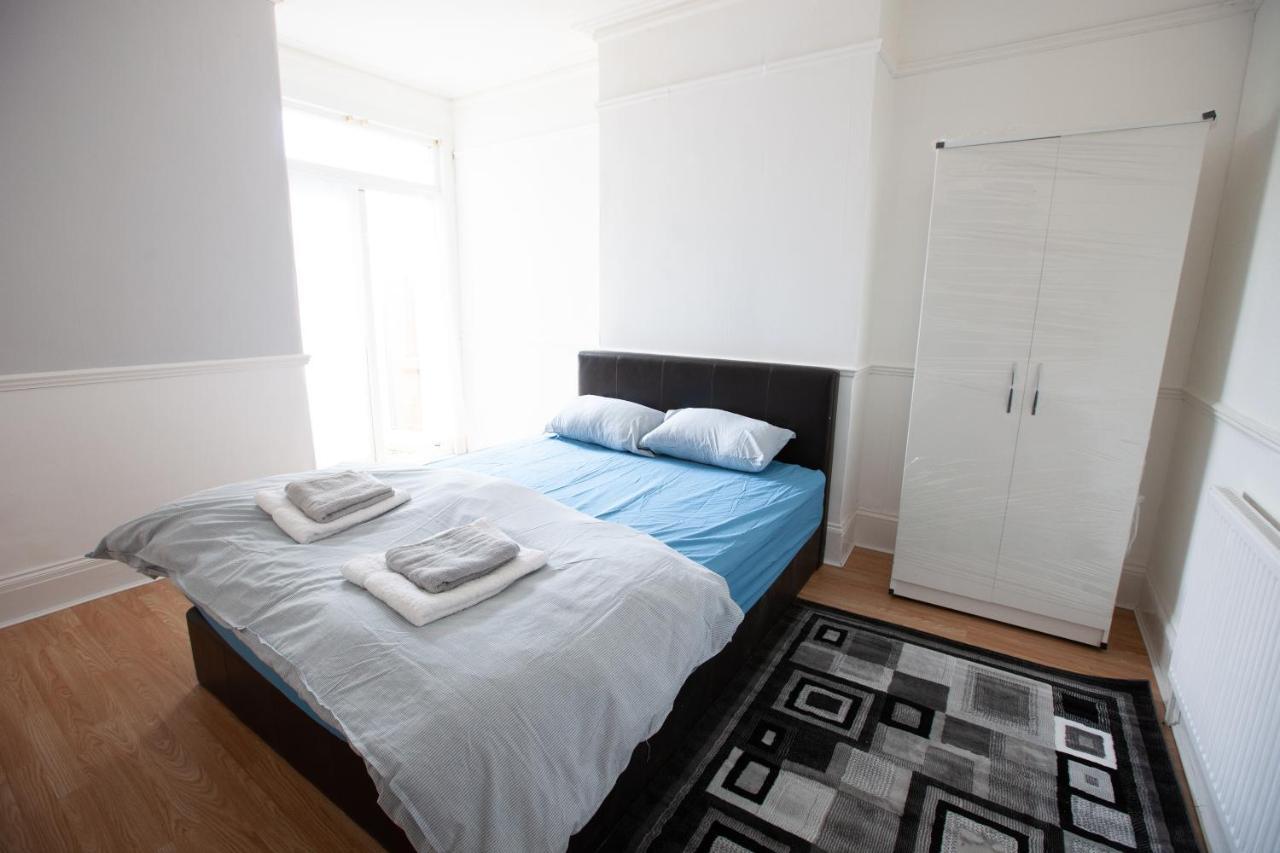 Beach Palace Clacton-on-Sea Bagian luar foto