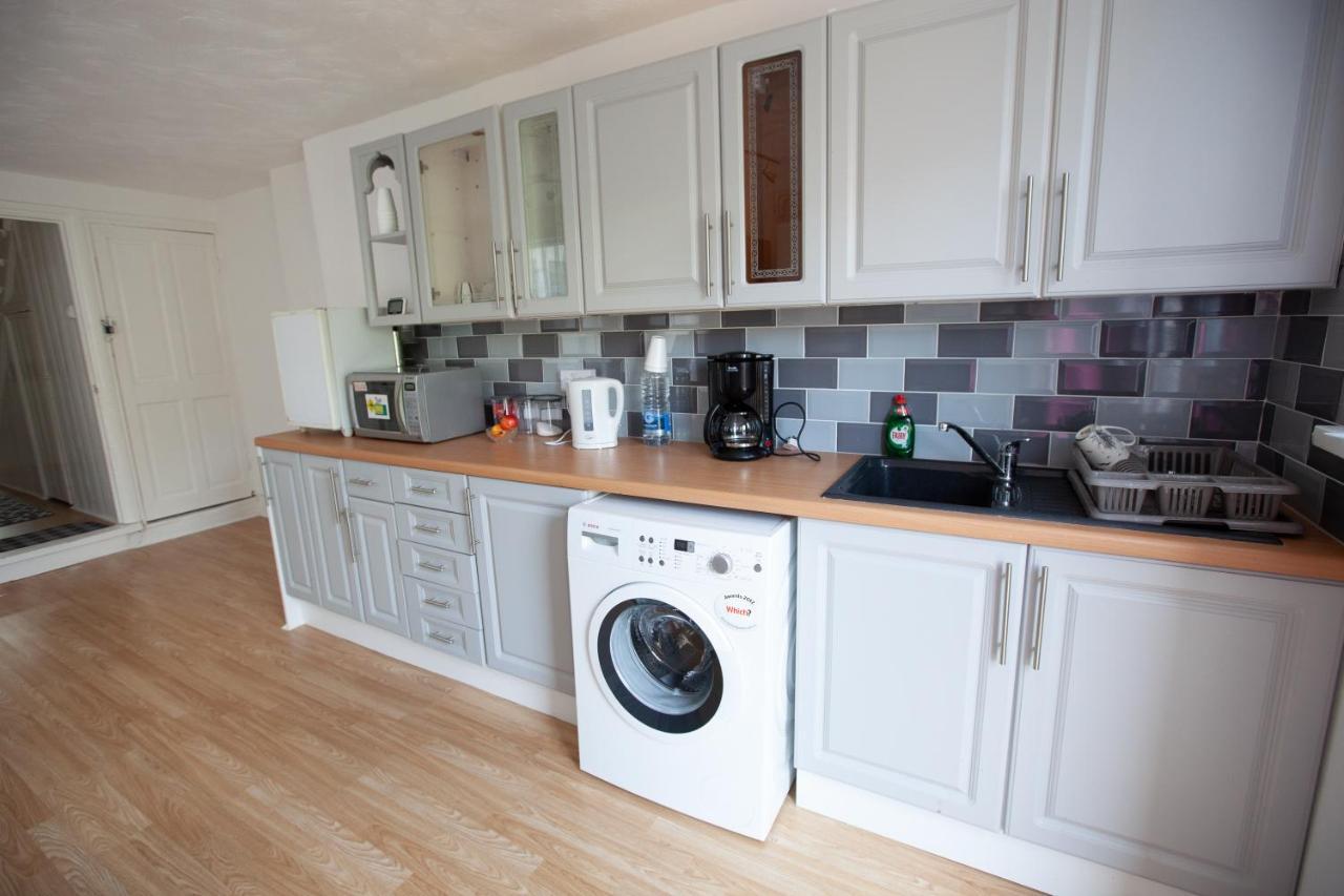 Beach Palace Clacton-on-Sea Bagian luar foto